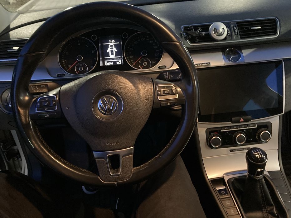 VW Passat variant b7