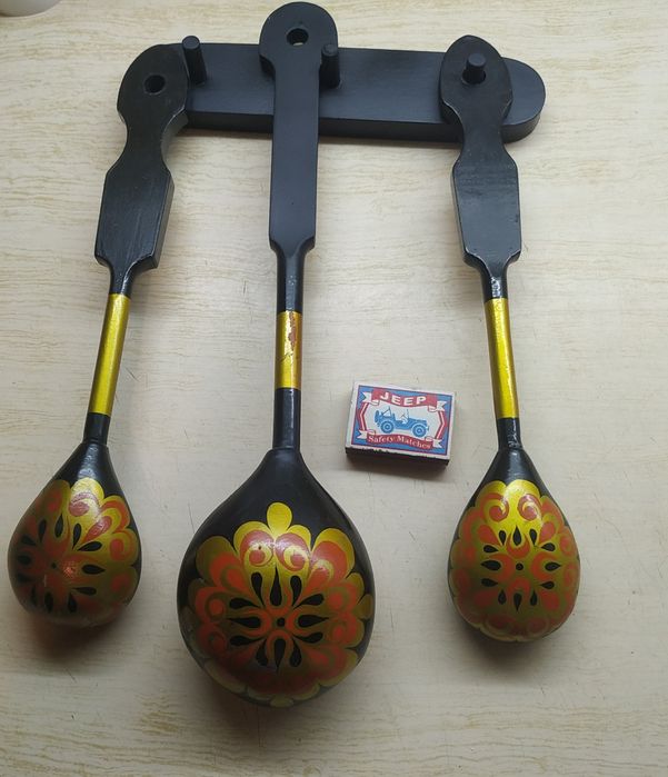 Ложки деревянные.