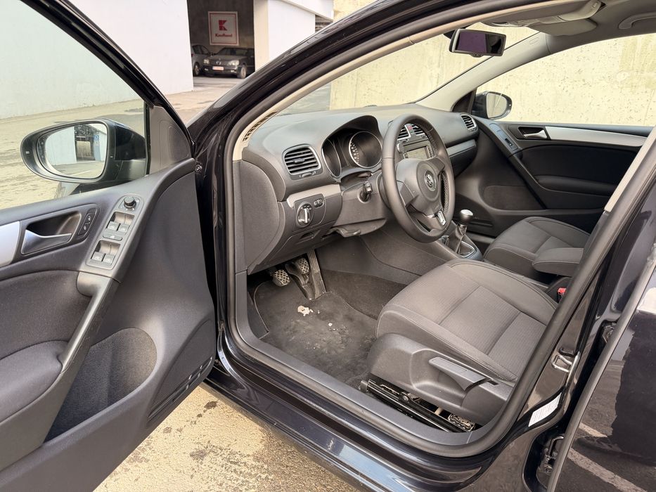 Volkswagen GOlf 6 2.0 diesel 140cp/Scaune incazlite/Senzori parcare