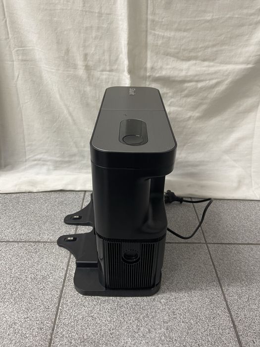 Робот прахосмукачка Shark 2 в 1