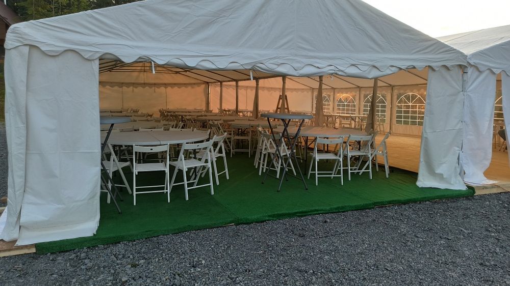 Masă cocktail înaltă bar mese scaune tun căldură cort farfurii podea