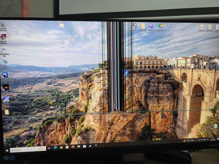 Продам мониторы компьютер и колонки