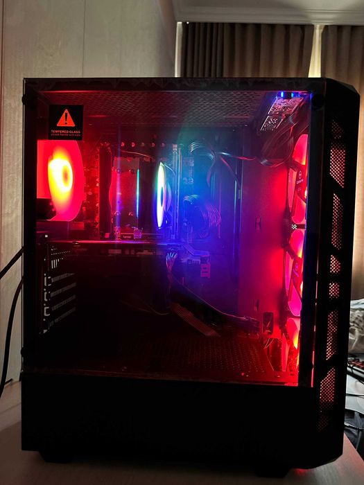 Игровой компьютер/Готовый полный комплект-RX 5500 XT DDR6 8GB/SSD 1 tb