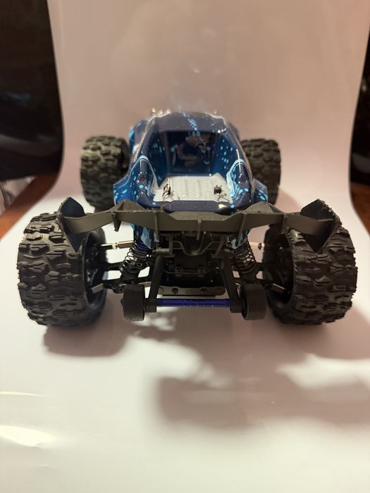 Masina cu telecomanda RC 4x4 viteza 80 - 100 KM/H - 3 baterii