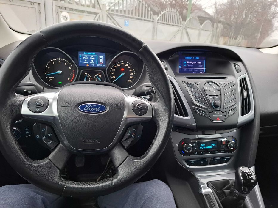 Ford focus mk3 1.6 benzina