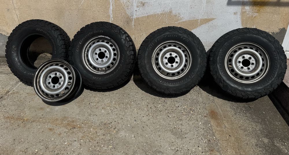 Cauc BF Goodrich All terrain 245/75R16 noi dot 2016 cu jante Sprinter