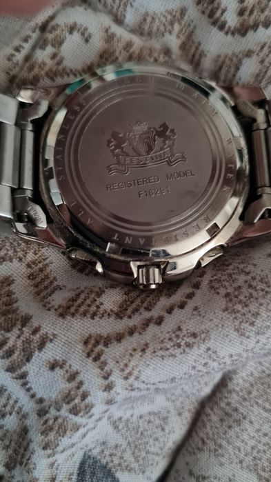 Vând ceas Edox si Festina