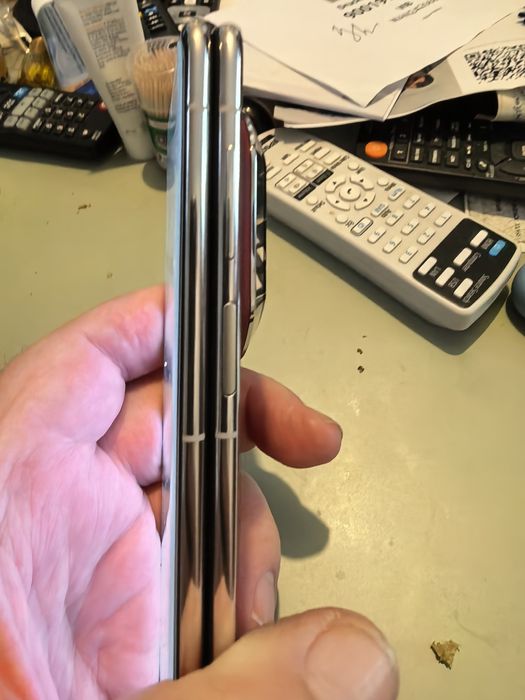 Oneplus 13 și Huawei x7 ca nou culoare albă+ Huawei x7