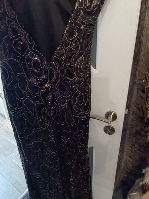 Официални рокли ..