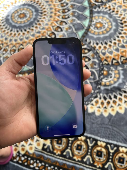 айфон 13 в хорошем состояний