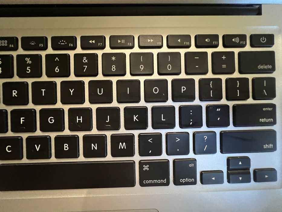 Macbook Air 13”,  128GB