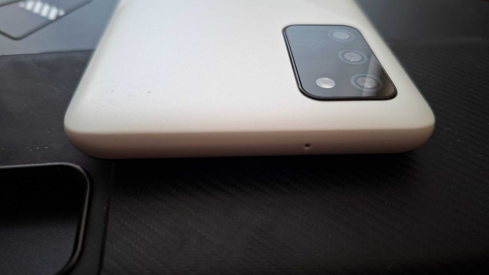 Samsung Galaxy A02s Бял - Супер Състояние + Кейс и Screen protector