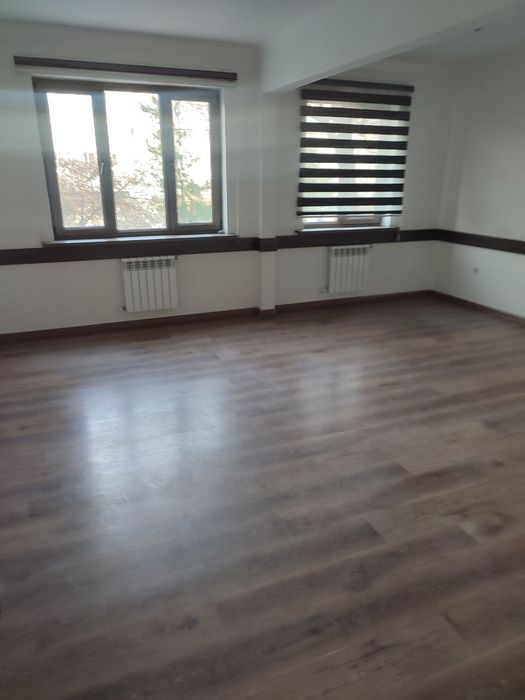 Chilonzor 310 m2  ofes ijaraga beriladi