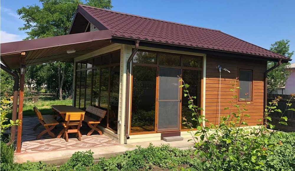 Casa Modulara si Garaje Auto din structura metalica si panou sandwich