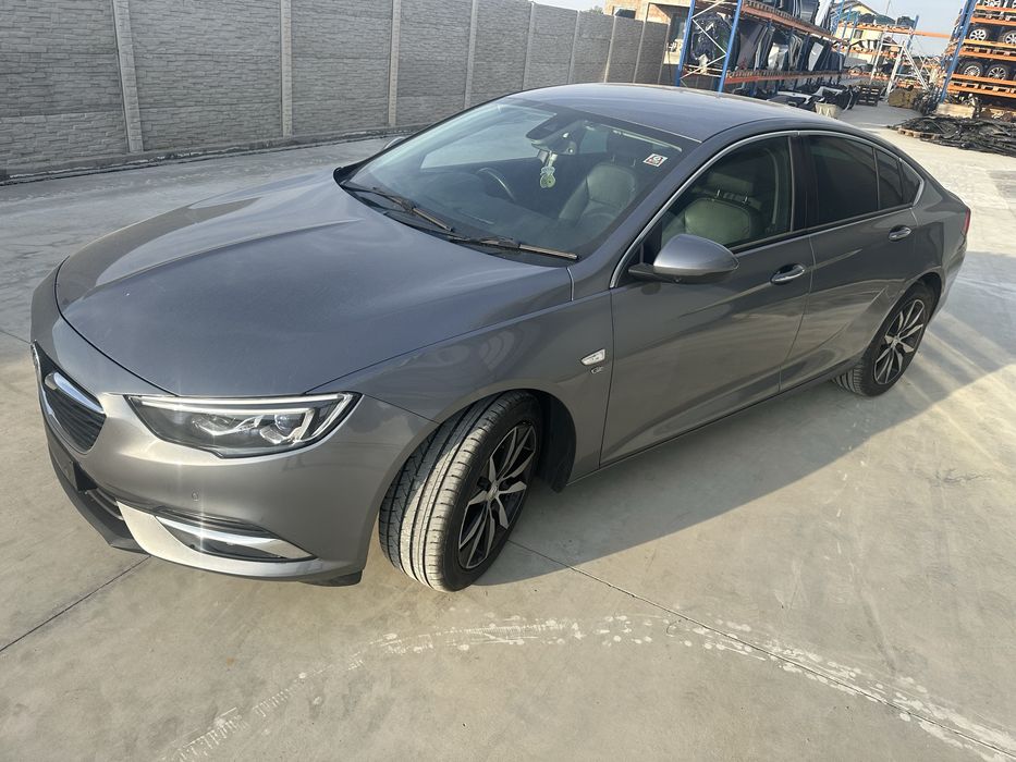 Carenaj roata / aparatoare noroi stanga / dreapta fata / spate  Opel Insignia B