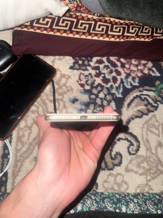 Iphone 7+ sotiladi!