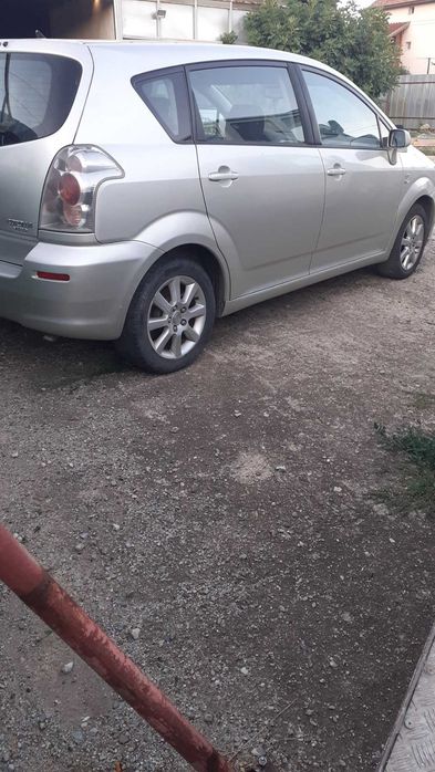 Тойота Корола Версо Toyota Korola Verso 2004г. 1800куб. 129кс. БЕНЗИН НА ЧАСТИ