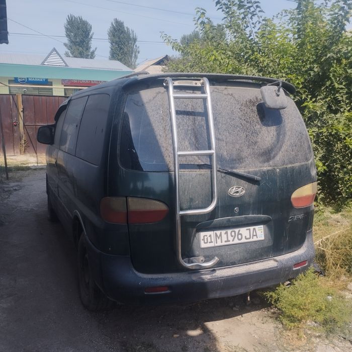 Продам автомобиль Хундай Старекс