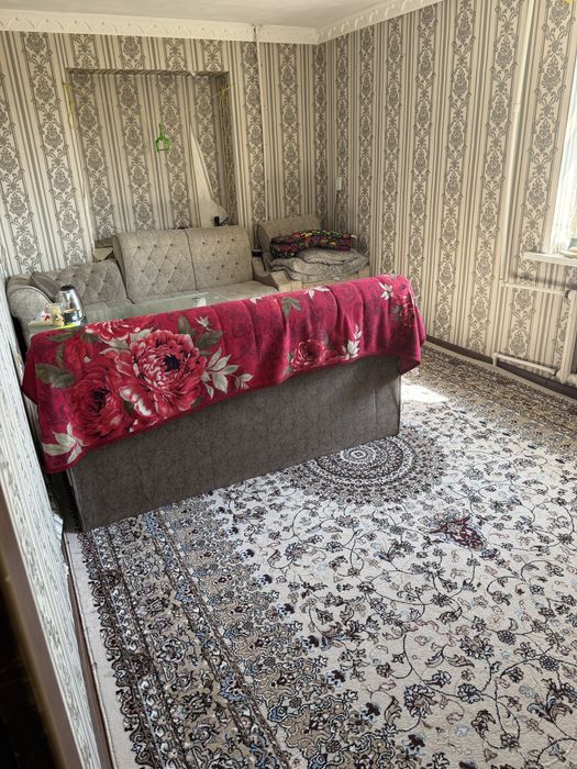 Sheriklikga 1 xonali kvartira bor 800 mingdan