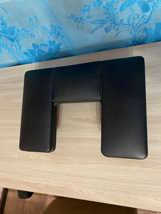 Подставка для рук маникюрная