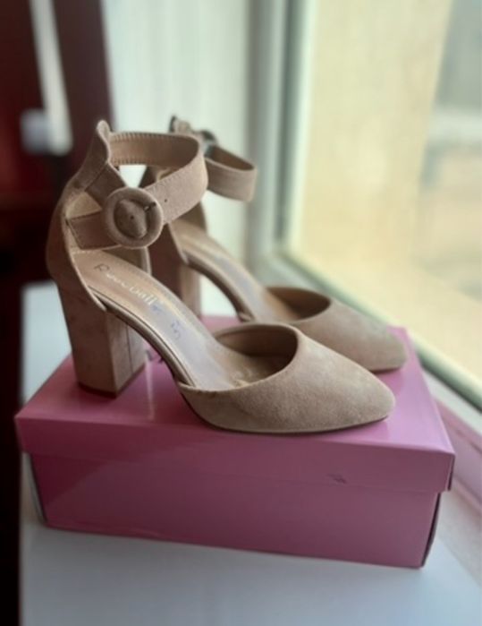 Туфли и балетки.