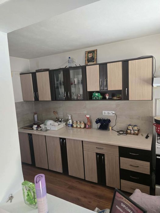 Casă cu etaj la vânzare