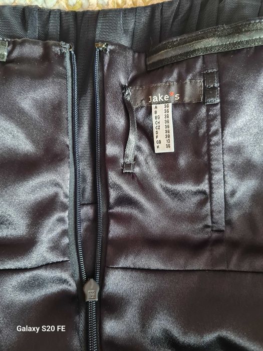 Продавам рокля