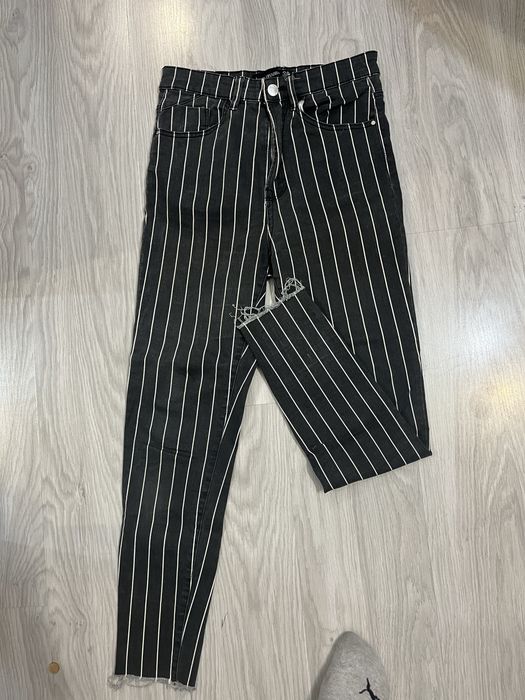 Дънки Stradivarious