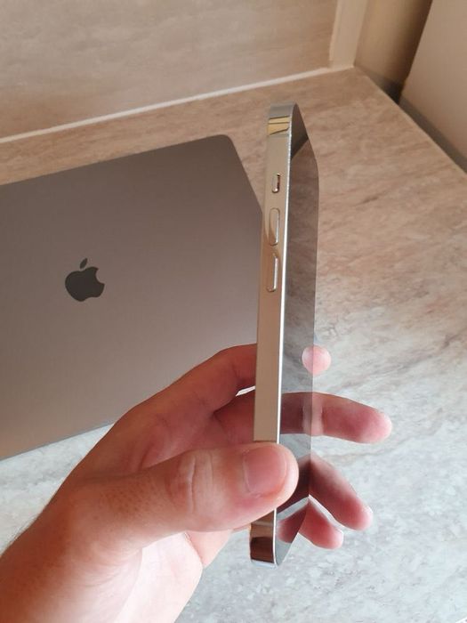 iPhone 14 Pro *Като Нов*