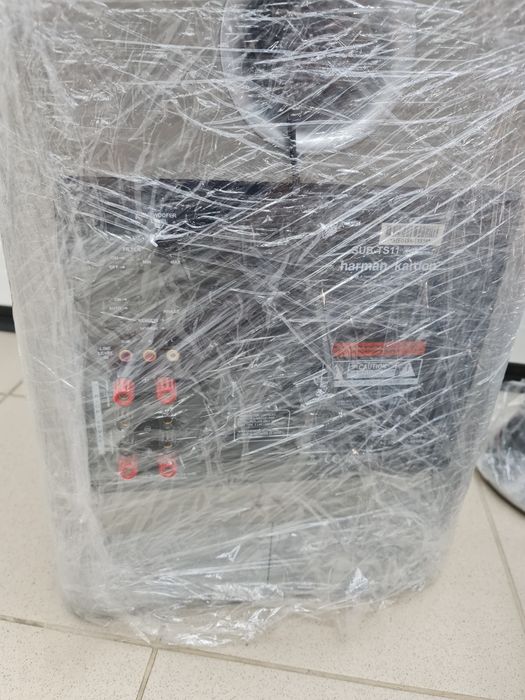Vând statie audio Harman/Kardon 7.1 AVR645, nouă, cu sunet de înaltă c