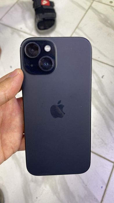 Iphone 15 128 гб 93%акб