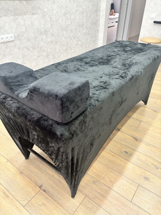 Кушетка с чехлом