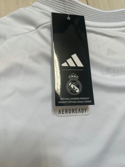 Real Madrid 25/26(Home Kit)-Cu etichete