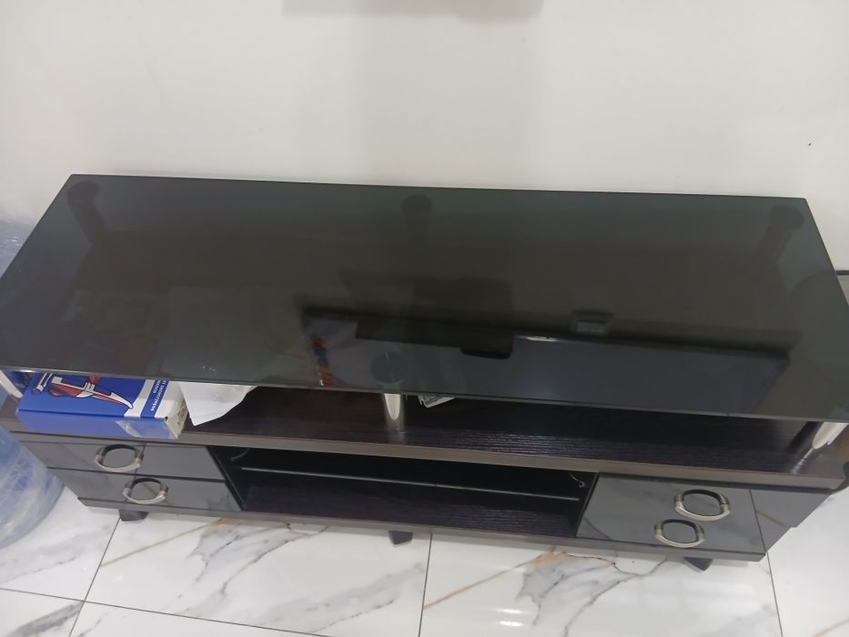 Подставка для телевизора