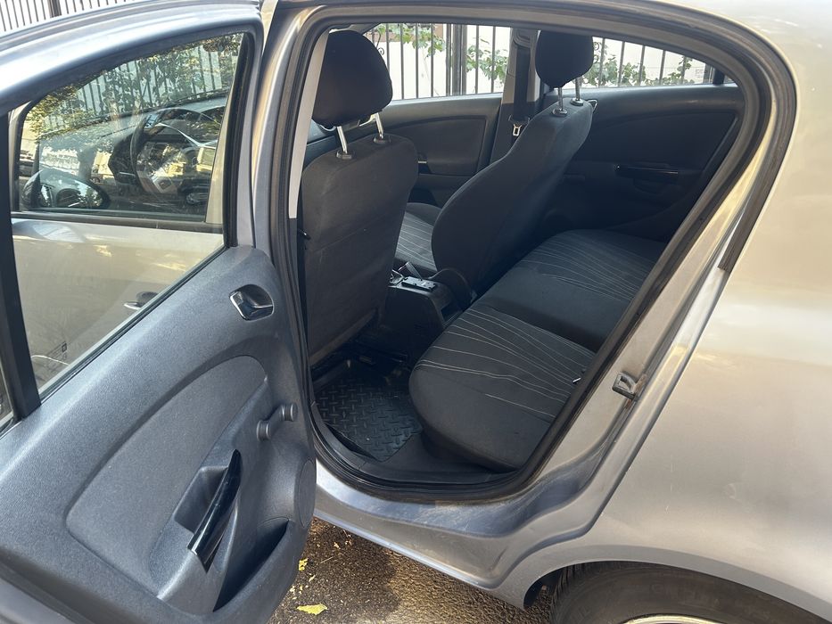 Vand opel corsa D