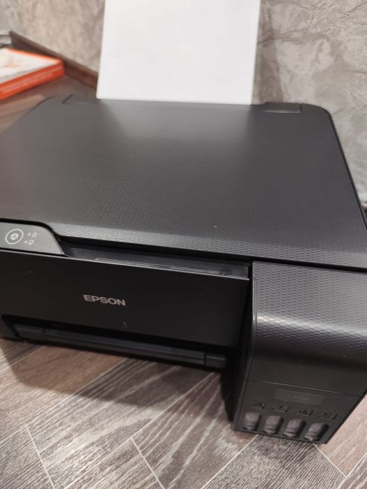 Продам цветной принтер Epson L 3100