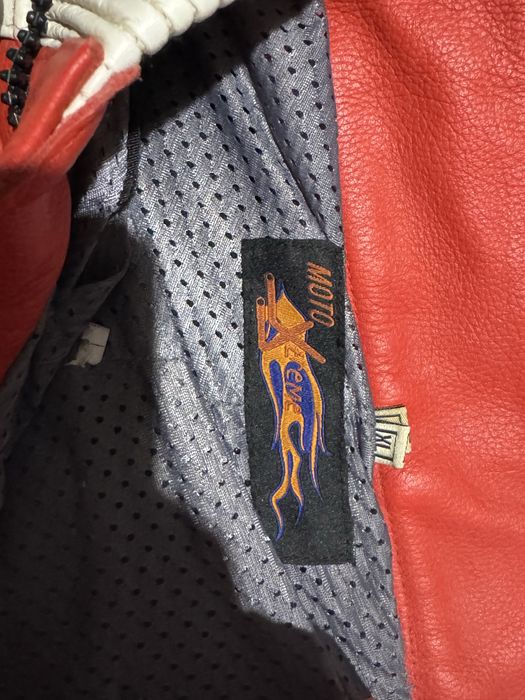 Pantaloni moto de piele