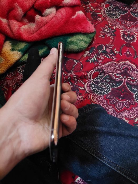 Iphone Xs max 256 xolati zor