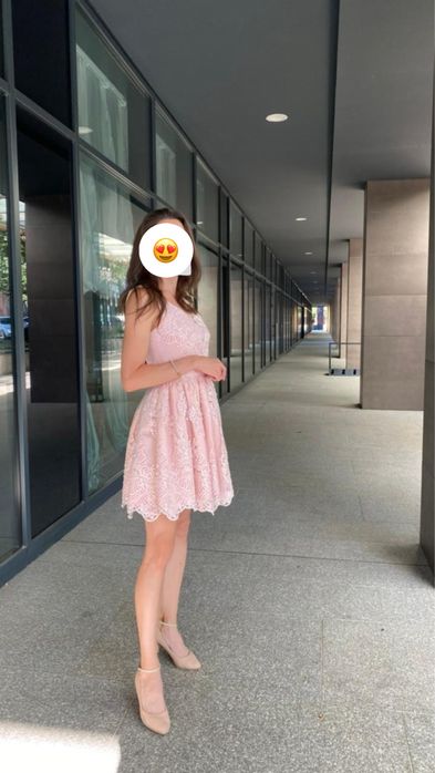 Продам коктейльное платье нарядное размер S