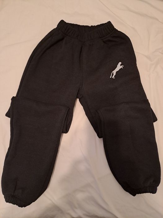 pantaloni baietel 8-10 ani