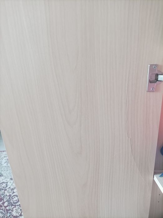 Шкаф- Шифоньер .