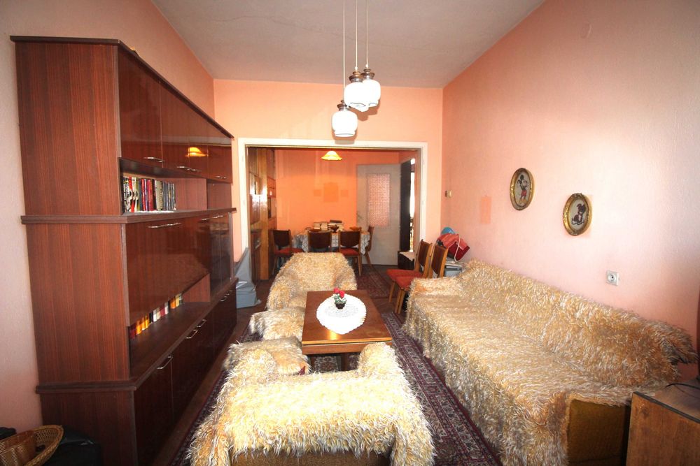 Продава се Двустаен апартамент в Габрово, Център - 74 кв.м за 862 €/кв.м - Снимка #5