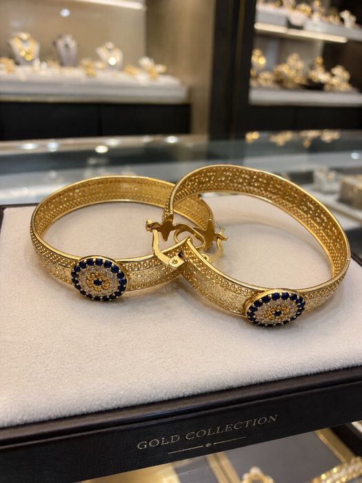 Златни обеци  Versace