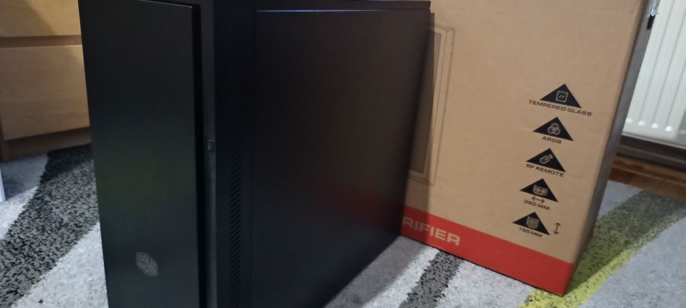 Vând PC bun la orice (fara Windows)