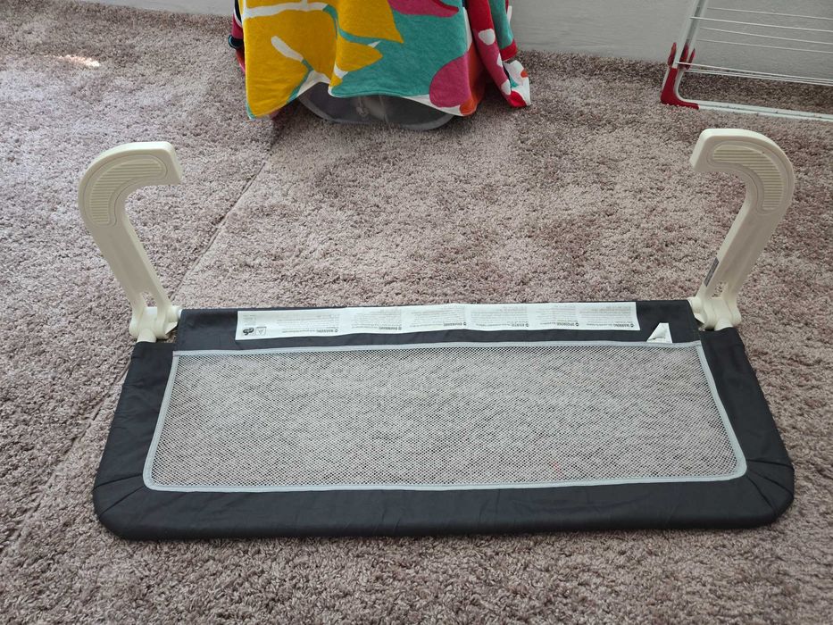 Safety First преграда легло