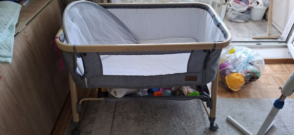 Детский  манеж, легкий