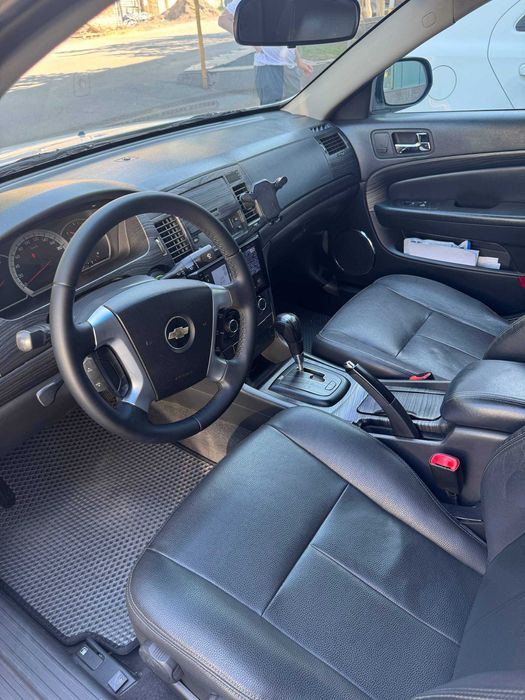 Продаётся Chevrolet Epica 3-позиция, автомат