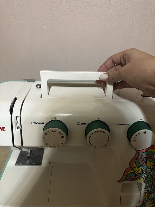 Швейная машинка Janome diva