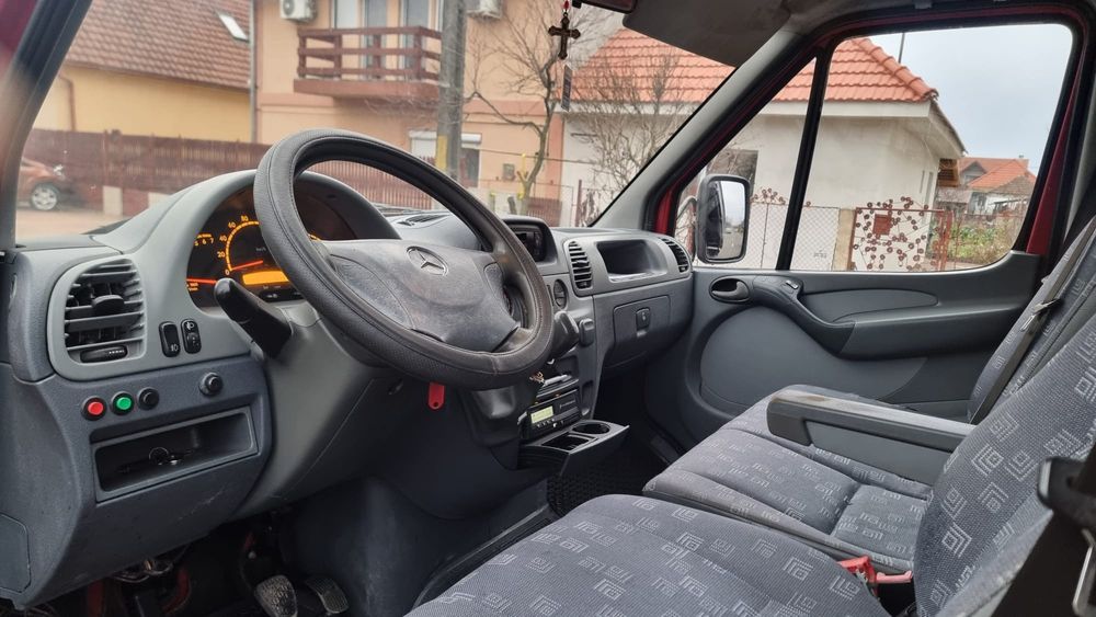 Vând Mercedes Sprinter Basculabil pe 3 parti