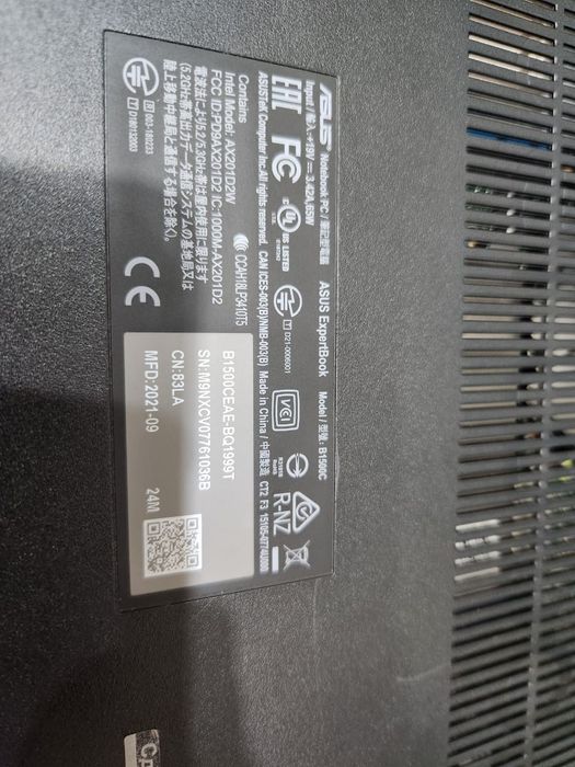 Современный ноутбук Asus сумка мышка в комплекте